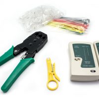 Kit Crimpadora + Tester Lan + Pelacables + 100 RJ45 + 100 Bridas Biwond