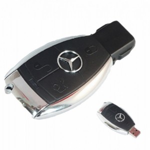 Pendrive Tech One Tech Llave Mercedes 16GB